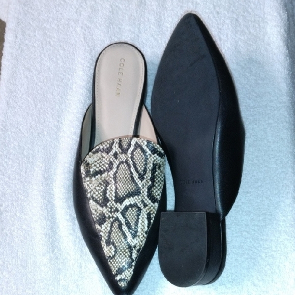 Cole Haan Women's Black and Tan Snake Print Mules - Picture 4 of 6